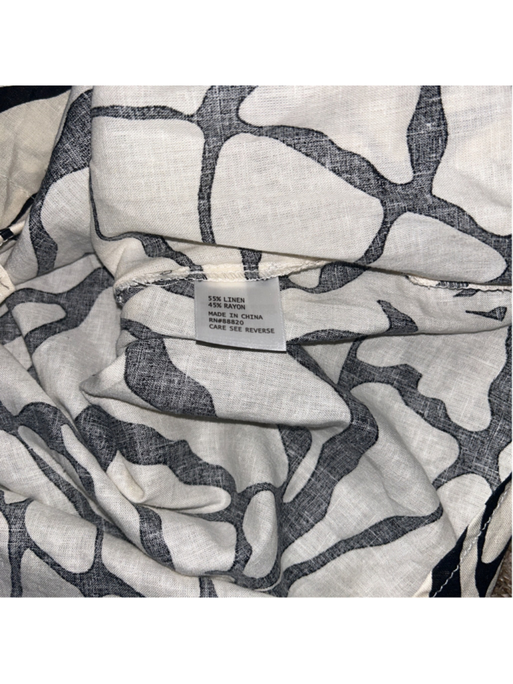 Women's Rachel Zoe Linen Blend Button Down Shirt 3X White Black Abstract Print - Picture 3 of 4